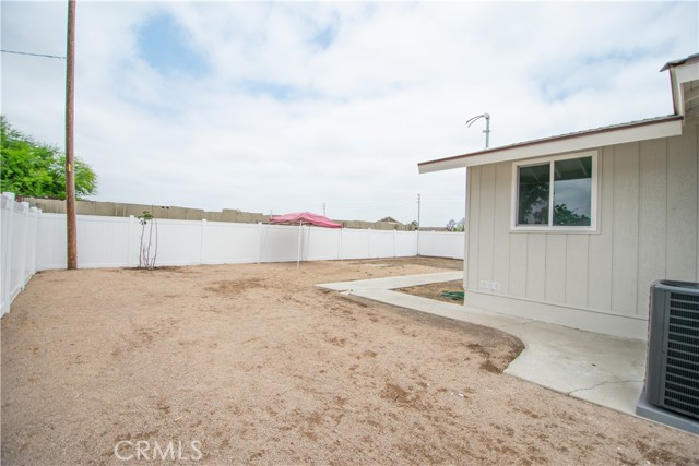 14723 Walters Street, Eastvale CA: https://media.crmls.org/medias/25c618dc-77f6-450a-8c1c-d25e87f2492e.jpg
