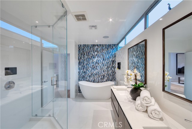 Detail Gallery Image 22 of 35 For 2522 the Strand, Manhattan Beach,  CA 90266 - 3 Beds | 3/1 Baths