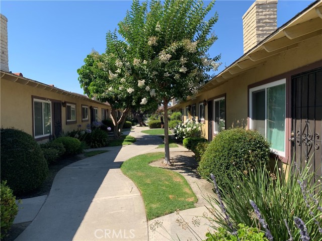 Detail Gallery Image 2 of 11 For 1541 La Palma Ave #A4,  Anaheim,  CA 92805 - 2 Beds | 1 Baths
