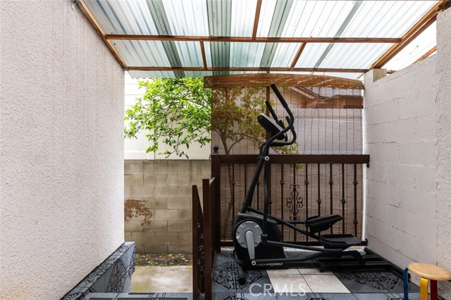 Detail Gallery Image 24 of 44 For 707 Raleigh St #5,  Glendale,  CA 91205 - 3 Beds | 3 Baths