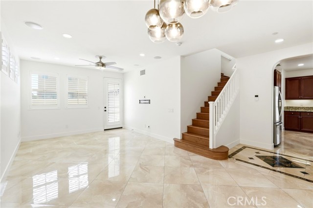 Detail Gallery Image 9 of 35 For 11537 Amalfi, Porter Ranch,  CA 91326 - 2 Beds | 3 Baths