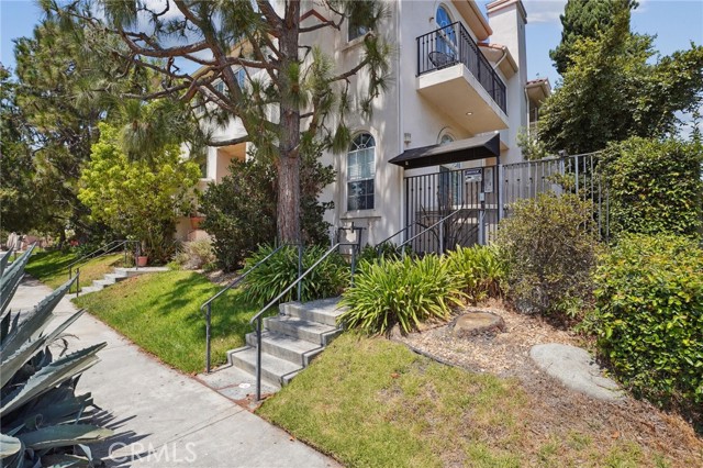 2950 S Bentley Ave #7, Los Angeles, CA 90064