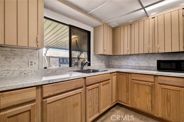 Detail Gallery Image 15 of 48 For 701 E Lassen Ave #108,  Chico,  CA 95973 - 3 Beds | 2 Baths