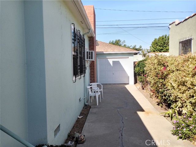 Driveway to Garage