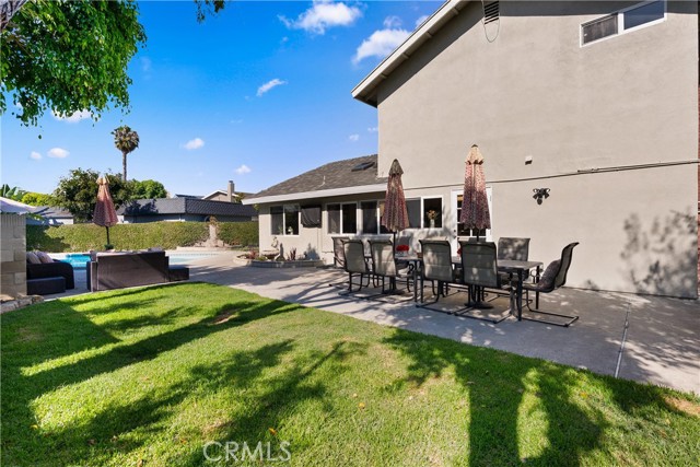 20571 Reef Lane, Huntington Beach CA: https://media.crmls.org/medias/25ca1592-f427-4fcb-8660-8f71825b076b.jpg