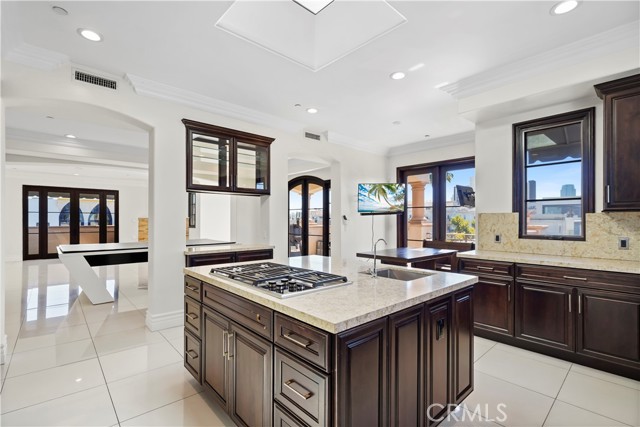 462 S Maple Drive, Beverly Hills CA: https://media.crmls.org/medias/25ca31a6-99cf-4d64-93fb-2b8ba0b369b6.jpg