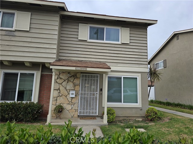 12816 Sussex CIR