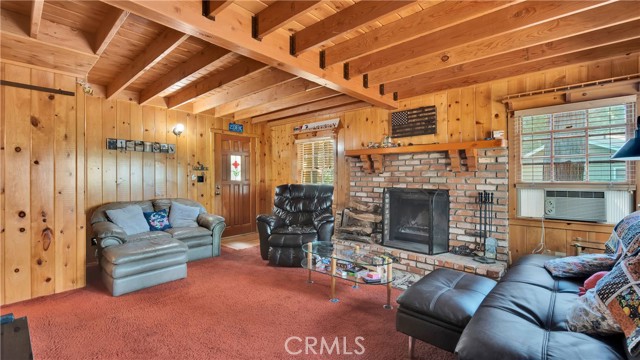 Detail Gallery Image 8 of 31 For 1205 Jungfrau Dr, Crestline,  CA 92325 - 2 Beds | 1/1 Baths