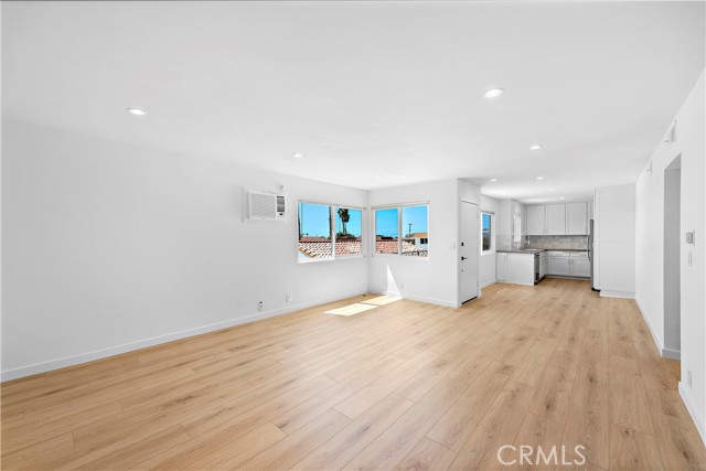 Detail Gallery Image 6 of 19 For 223 Avenida Victoria #B,  San Clemente,  CA 92672 - 2 Beds | 1 Baths