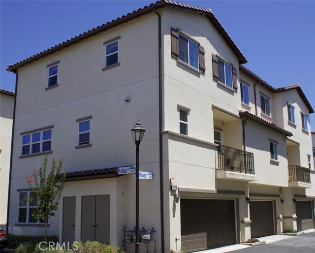 Detail Gallery Image 1 of 1 For 3329 W Mirano, Anaheim,  CA 92801 - 3 Beds | 2/1 Baths