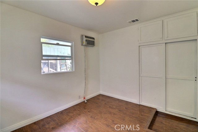 2130 Brawley Street, Los Angeles CA: https://media.crmls.org/medias/25cd5655-5f3a-412d-82d0-0c6622a788b8.jpg