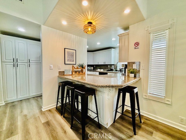 4821 RIVER Avenue, Newport Beach CA: https://media.crmls.org/medias/25ce8c67-e227-49ce-9135-88d5c8e8646f.jpg