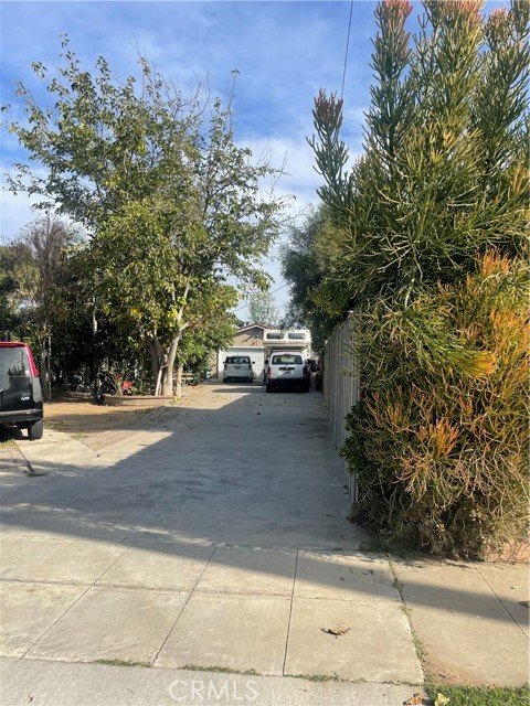 Detail Gallery Image 2 of 14 For 3625 Everest, Riverside,  CA 92503 - 5 Beds | 2 Baths