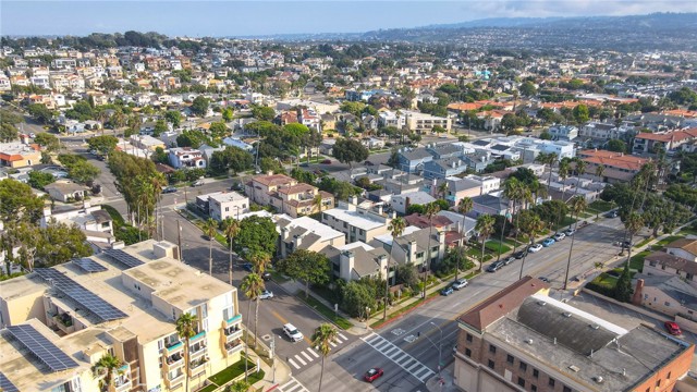 500 Catalina Avenue, Redondo Beach, California 90277, 2 Bedrooms Bedrooms, ,2 BathroomsBathrooms,Residential,Sold,Catalina,SB23173707