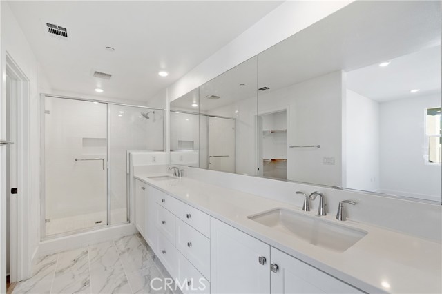 Detail Gallery Image 22 of 41 For 322 Proctor, Irvine,  CA 92618 - 4 Beds | 3/1 Baths