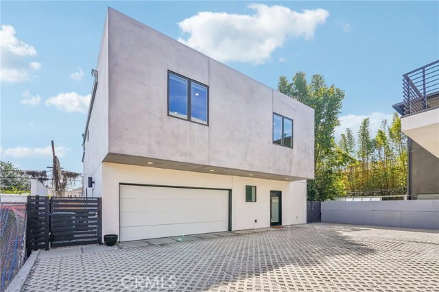 Detail Gallery Image 2 of 34 For 542 N Commonwealth Ave, Silver Lake Los Angeles,  CA 90004 - 3 Beds | 2/1 Baths