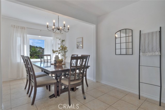 Image 4 of 36 For 22908 Ladeene