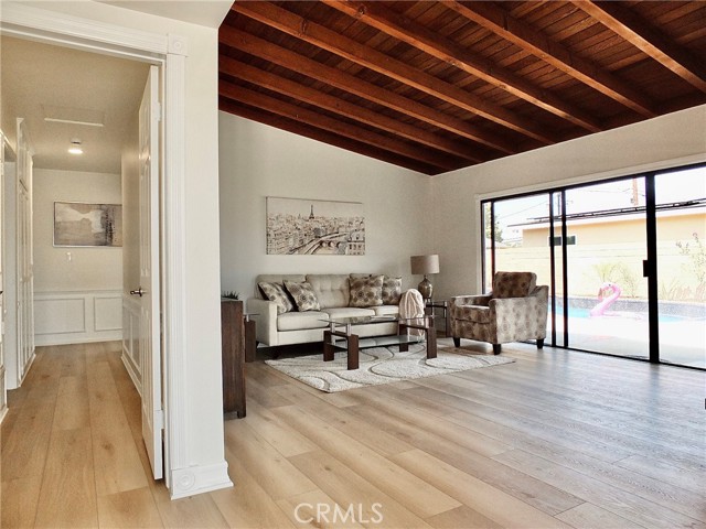 Detail Gallery Image 8 of 46 For 6531 E Espanita St, Long Beach,  CA 90815 - 3 Beds | 2 Baths