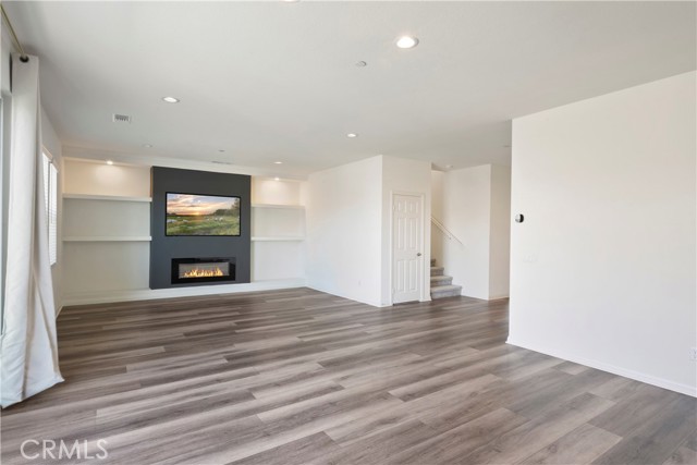 Detail Gallery Image 13 of 41 For 9605 Bonsai Ln, Riverside,  CA 92508 - 5 Beds | 3 Baths