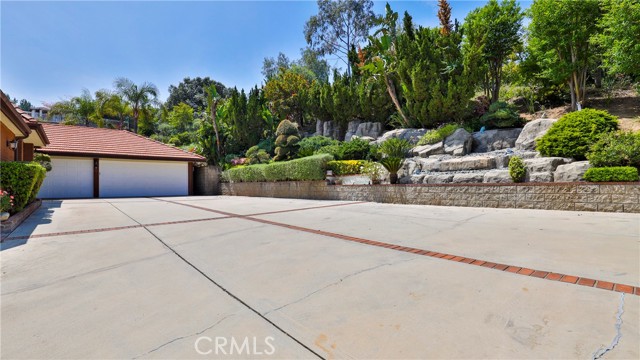 Detail Gallery Image 3 of 36 For 11710 Pecan Way, Loma Linda,  CA 92354 - 4 Beds | 3/1 Baths