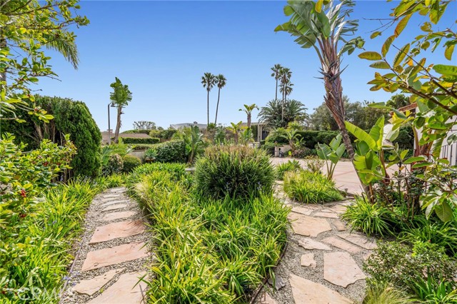 24743 Vantage Point Terrace, Malibu CA: https://media.crmls.org/medias/25d55064-f8c9-4017-b9d3-1d36613cb8fb.jpg
