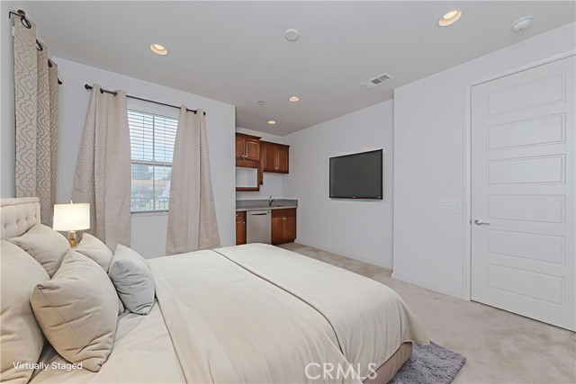 1311 Clementine Way, Fullerton CA: https://media.crmls.org/medias/25d555e8-dbd3-4e73-b34a-a0fc5ef8db6c.jpg