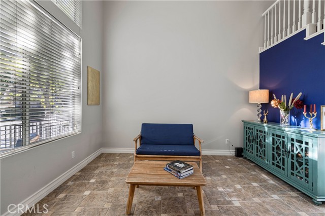 23402 Brookdale Lane, Valencia CA: https://media.crmls.org/medias/25d5a1e2-7706-4464-9fcd-86dddd120f67.jpg