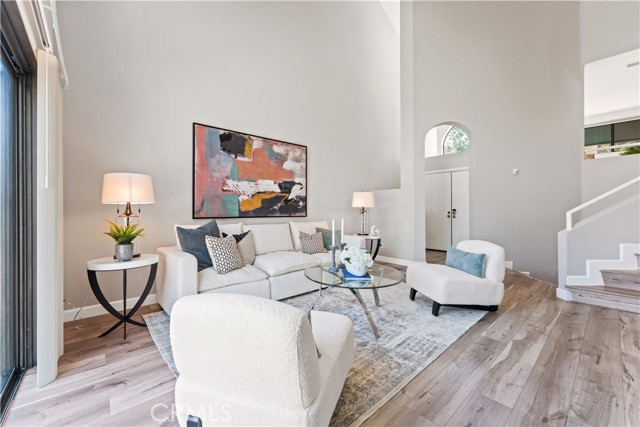 3030 La Paz Lane, Diamond Bar CA: https://media.crmls.org/medias/25d63dcc-59bb-4d78-9050-899525a1c051.jpg