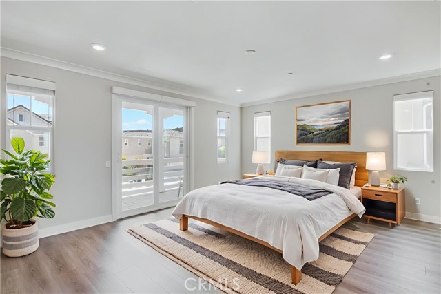 54 Sagan Way, Irvine CA: https://media.crmls.org/medias/25d696d6-997e-4411-9894-dbec5e45b08b.jpg