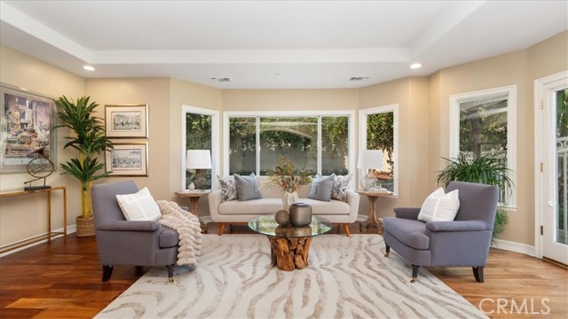 844 Deep Springs Drive, Claremont CA: https://media.crmls.org/medias/25d6f1ae-dd64-4119-95ad-47545987f4f7.jpg