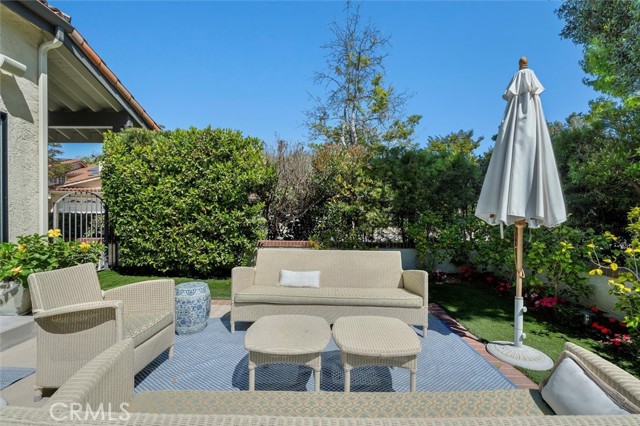 Detail Gallery Image 9 of 40 For 1 Coronado Ct, Manhattan Beach,  CA 90266 - 3 Beds | 2/1 Baths