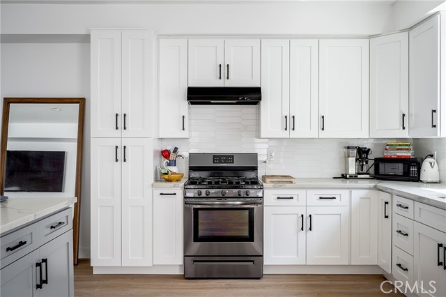 Detail Gallery Image 9 of 30 For 5826 Craner Ave, North Hollywood,  CA 91601 - – Beds | – Baths