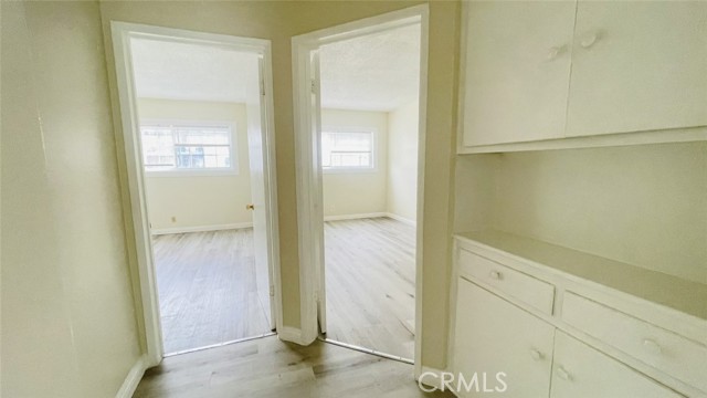 1083 Gaviota Avenue, Long Beach CA: https://media.crmls.org/medias/25d75dd6-7386-4d5c-8da5-ac24959cf098.jpg
