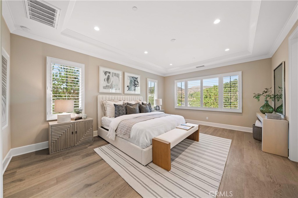 MLS #OC25185662 img 29