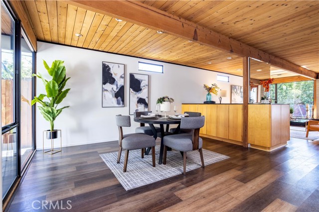 Detail Gallery Image 11 of 44 For 17442 Horace St, Granada Hills,  CA 91344 - 3 Beds | 3 Baths