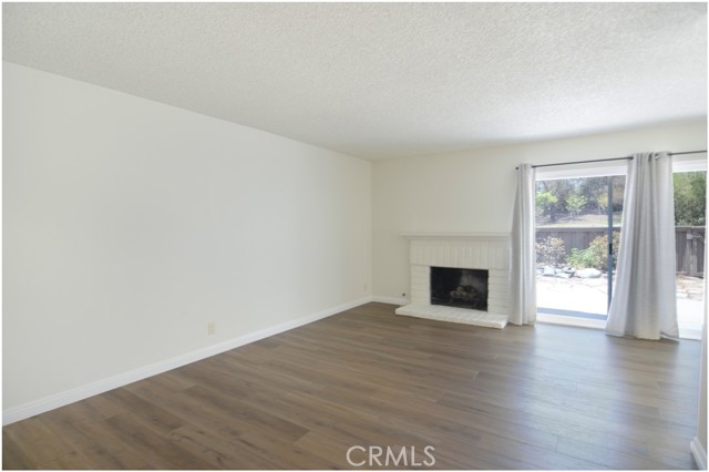 Detail Gallery Image 3 of 21 For 2656 Monterey Pl, Fullerton,  CA 92833 - 3 Beds | 2/1 Baths