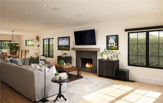 Detail Gallery Image 8 of 48 For 305 W Avenida Gaviota, San Clemente,  CA 92672 - 4 Beds | 4/1 Baths