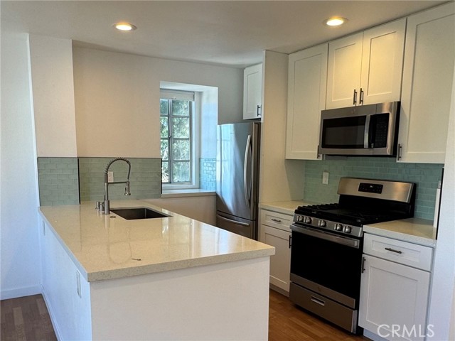 Detail Gallery Image 2 of 13 For 25050 Terrace Lantern, Dana Point,  CA 92629 - 1 Beds | 1 Baths