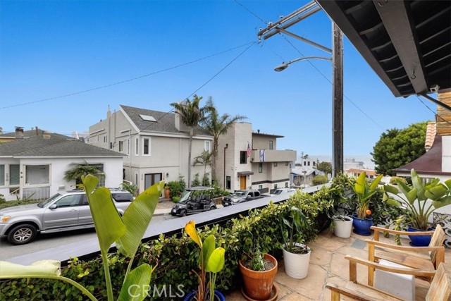 Detail Gallery Image 30 of 33 For 231 27th St, Hermosa Beach,  CA 90254 - 3 Beds | 2 Baths