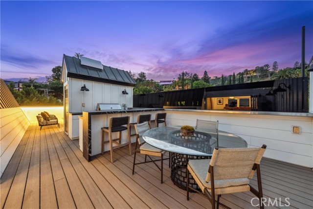 1264 Ozeta Terrace, West Hollywood CA: https://media.crmls.org/medias/25ddcca8-ce87-4c36-97d3-c82a8c2a738d.jpg