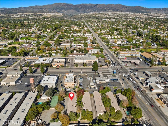 Detail Gallery Image 33 of 35 For 10237 De Soto, Chatsworth,  CA 91311 - 2 Beds | 2 Baths