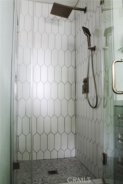 105 S Kingsley Street, Anaheim CA: https://media.crmls.org/medias/25de284b-ba9b-41b0-bc3b-6cff19646451.jpg