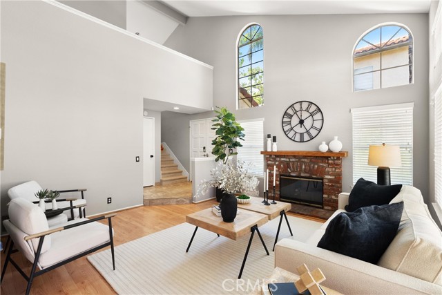 8 Geranium, Rancho Santa Margarita CA: https://media.crmls.org/medias/25ded662-3b17-4c60-a295-4eb1338a5b68.jpg