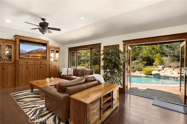 Detail Gallery Image 28 of 48 For 5121 E Lomita Ave, Orange,  CA 92869 - 2 Beds | 2 Baths