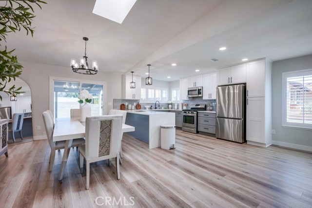 Detail Gallery Image 6 of 31 For 29161 Allan St, Lake Elsinore,  CA 92532 - 3 Beds | 2 Baths