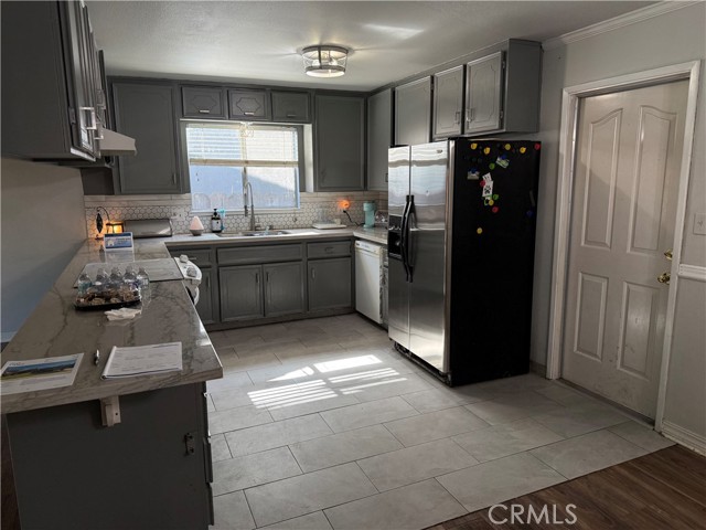 Detail Gallery Image 10 of 34 For 500 Sherri Way, Turlock,  CA 95382 - 3 Beds | 2 Baths