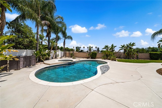Image 29 of 45 For 1909 Crystal Cove Court