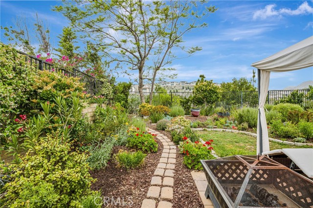 11771 Coorsgold Lane, Porter Ranch CA: https://media.crmls.org/medias/25e13368-0988-458e-9978-f7a99d2f4069.jpg