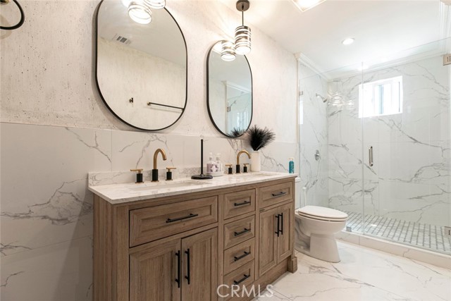 17800 Raymer Street, Sherwood Forest CA: https://media.crmls.org/medias/25e1b999-a27f-4a8e-b177-e324457aef7e.jpg