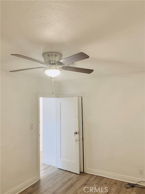 Image 12 of 30 For 961 47th Street